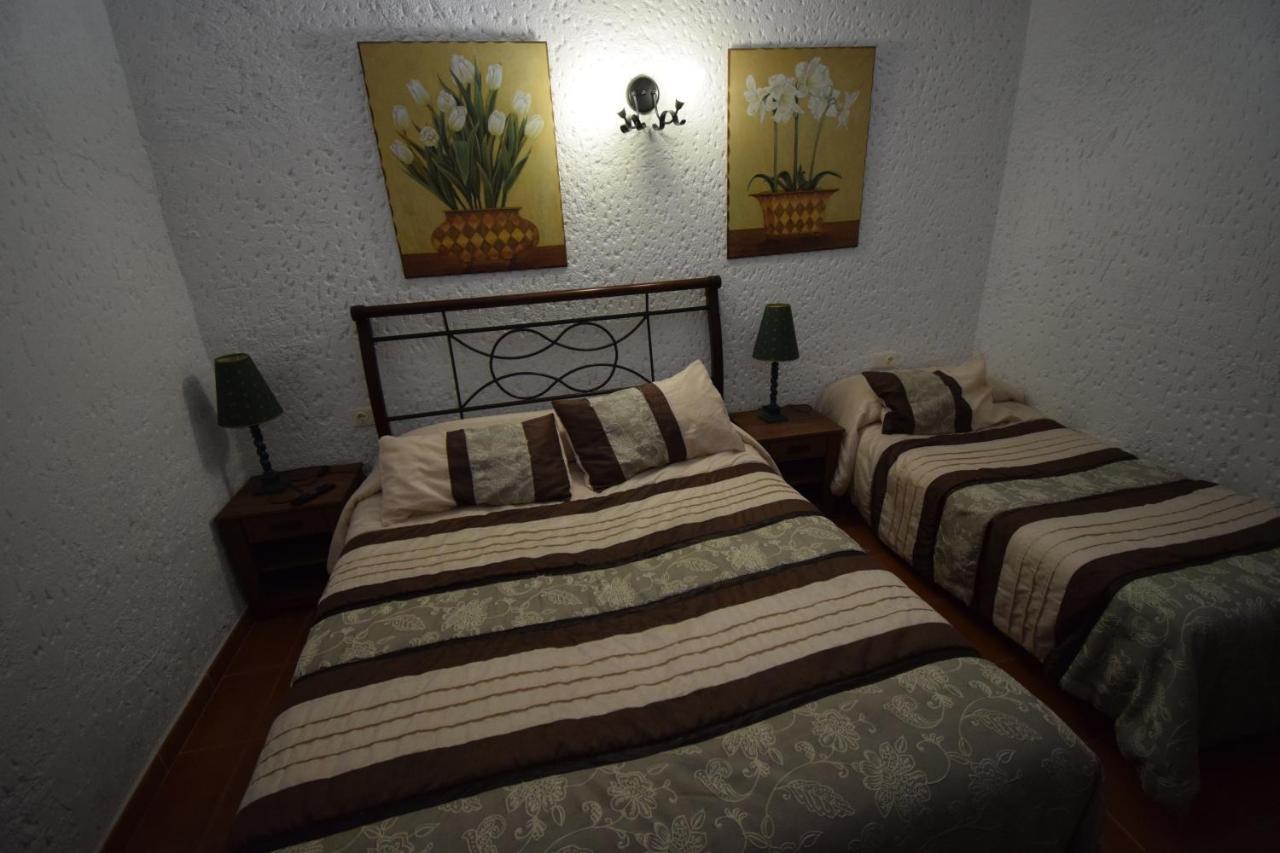 Apartamentos Horno Y Casa De Dulce Purullena Bagian luar foto