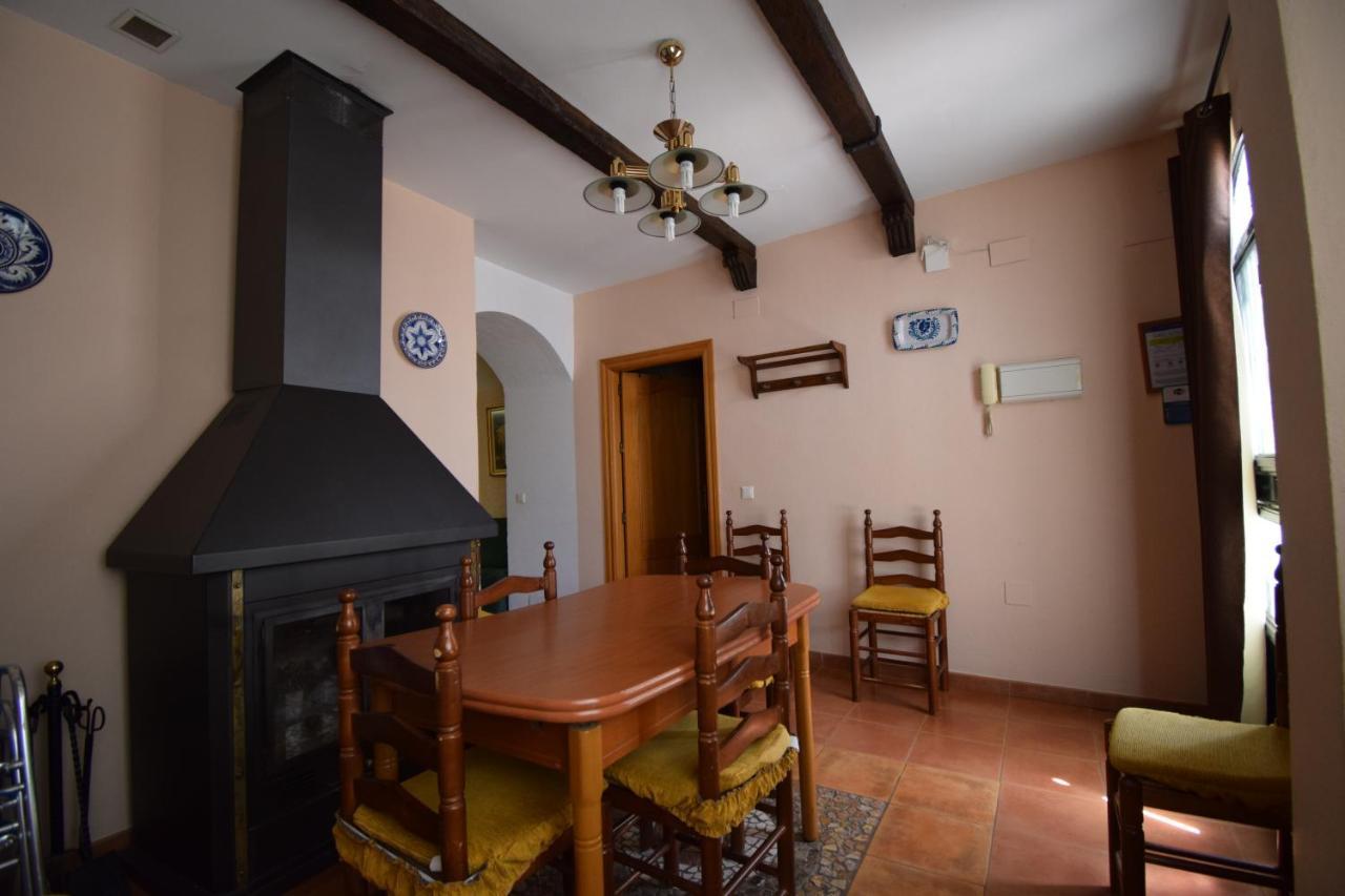 Apartamentos Horno Y Casa De Dulce Purullena Bagian luar foto