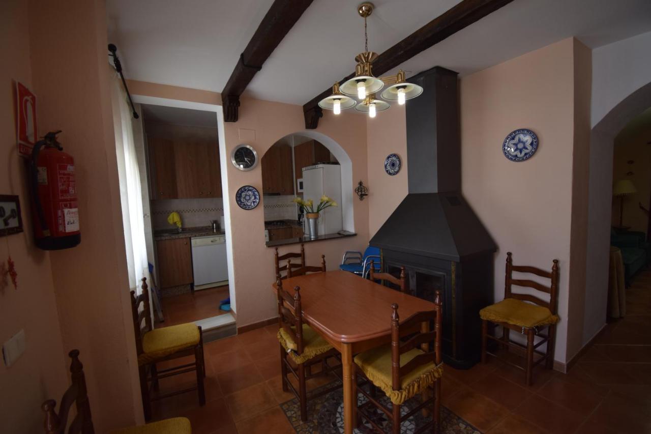 Apartamentos Horno Y Casa De Dulce Purullena Bagian luar foto