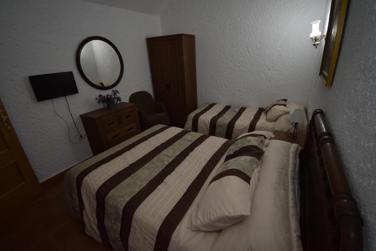 Apartamentos Horno Y Casa De Dulce Purullena Bagian luar foto
