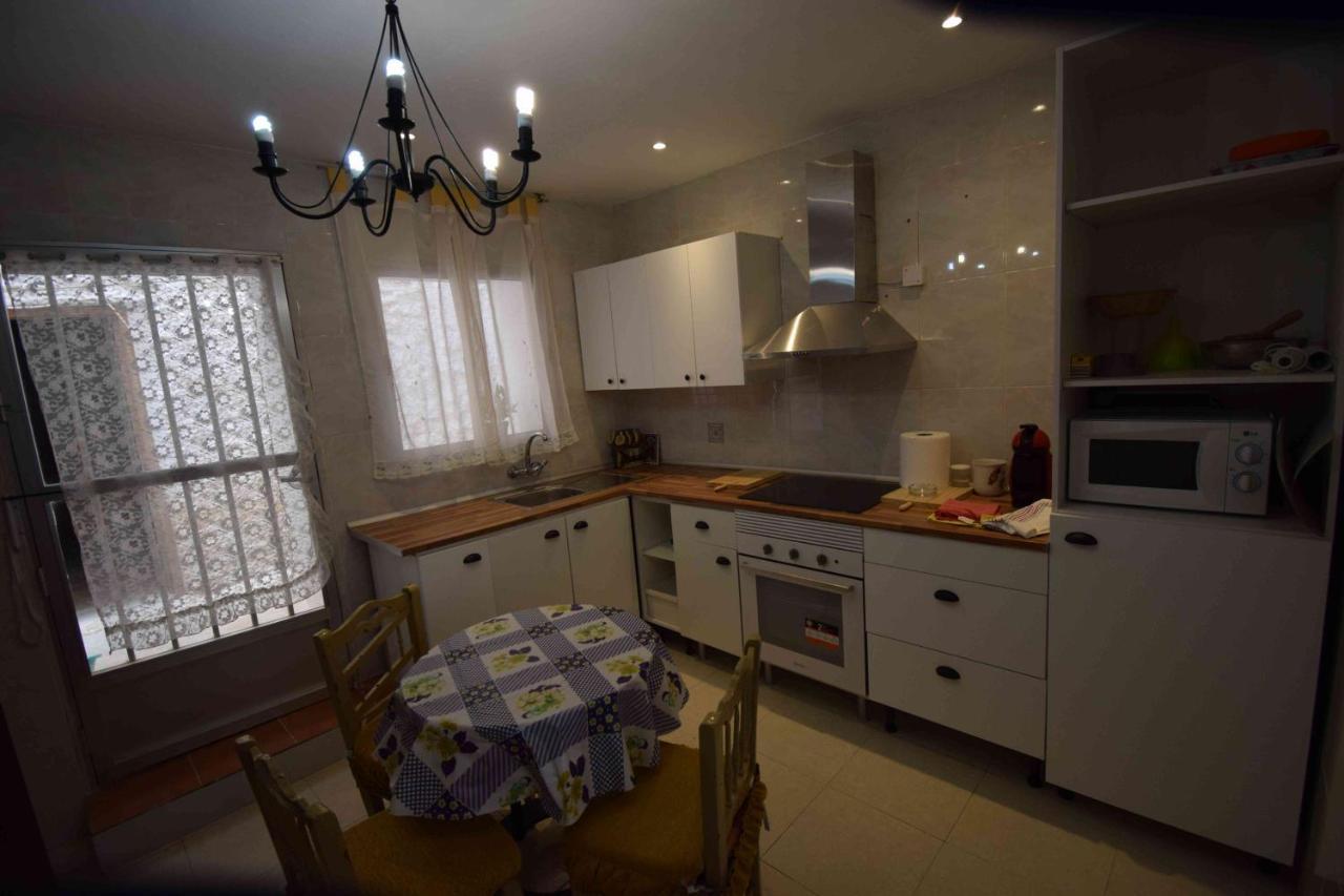 Apartamentos Horno Y Casa De Dulce Purullena Bagian luar foto